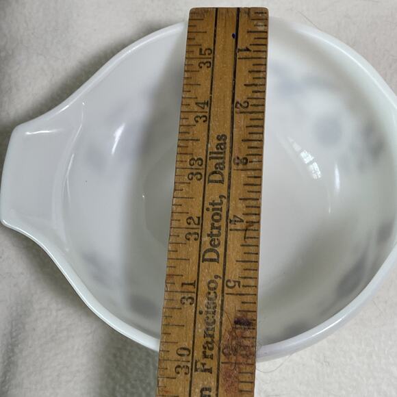 Vintage Pyrex 441 Early American Cinderella Nesting Bowl (1-1/2 Pint) - Picture 7 of 8